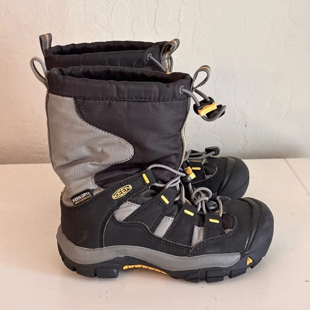 Keen Winterport II Waterproof Boots Black Gray, Little Kids Size 12